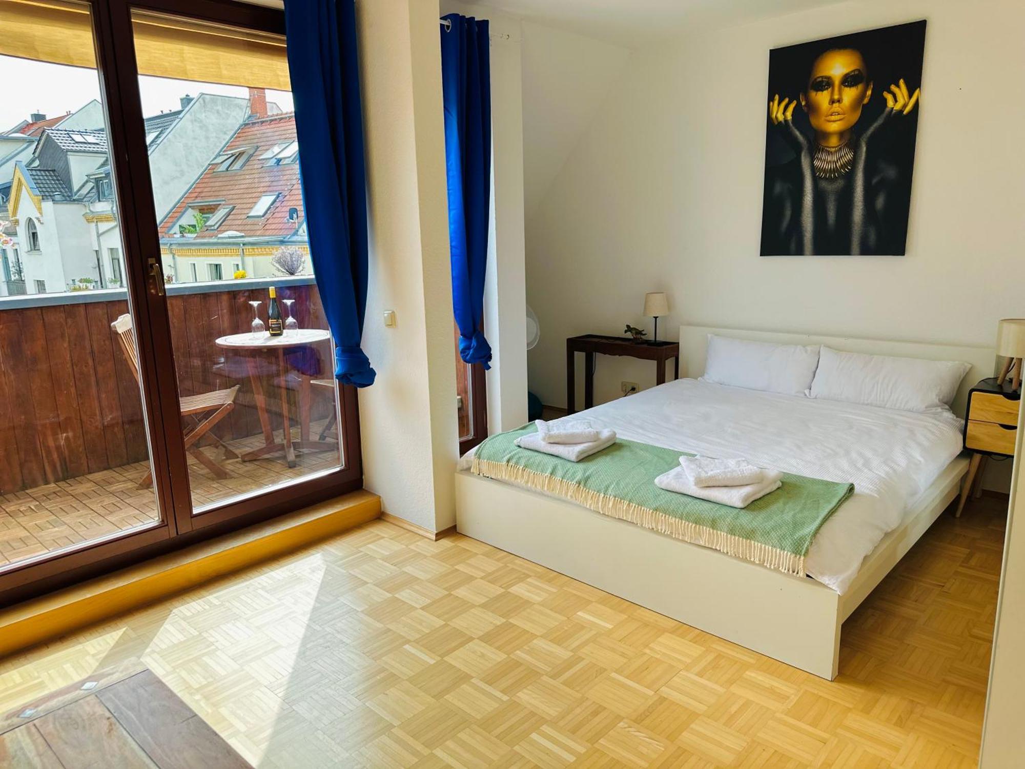 Massive Karli Loft - Over 130 Meters Floor Space - Home Theater Room - 4 Private Sleeping Areas - Best Location In Leipzig Extérieur photo